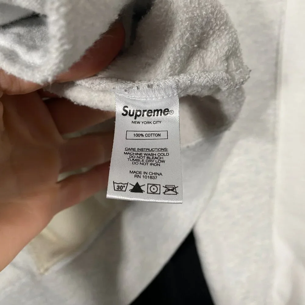 Supreme FW18 Tricolor Old English Hoodie Ash Gray mens size Large - Picture 7 of 12